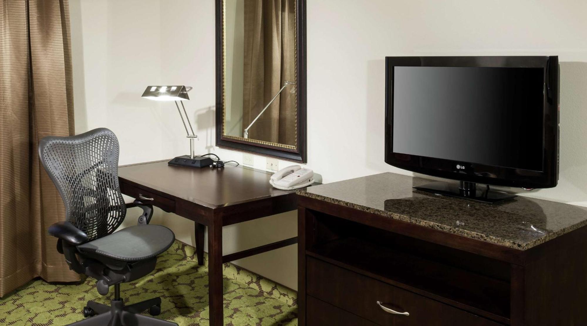 Hilton Garden Inn Denver Хайлендс-Ранч Экстерьер фото