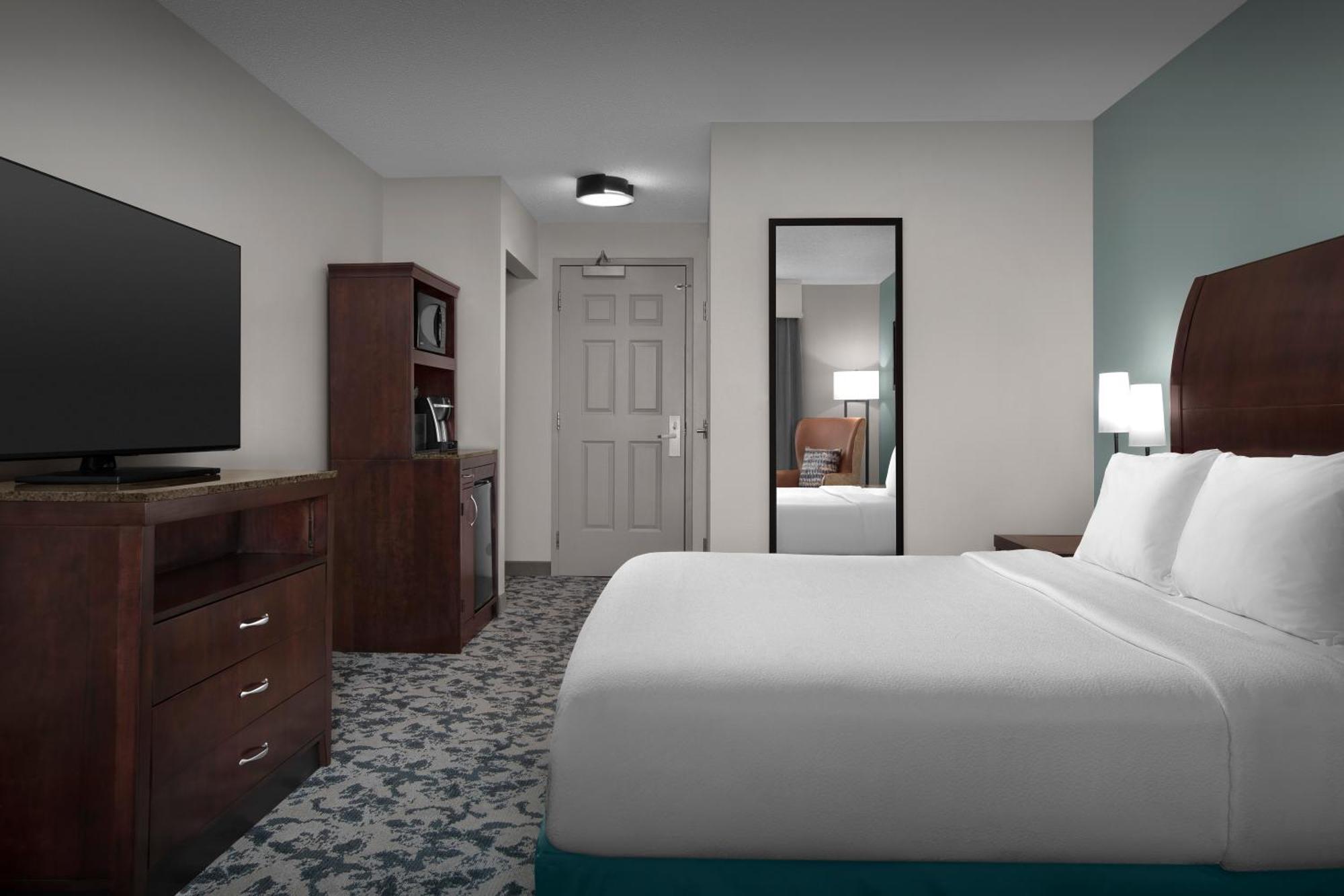 Hilton Garden Inn Denver Хайлендс-Ранч Экстерьер фото