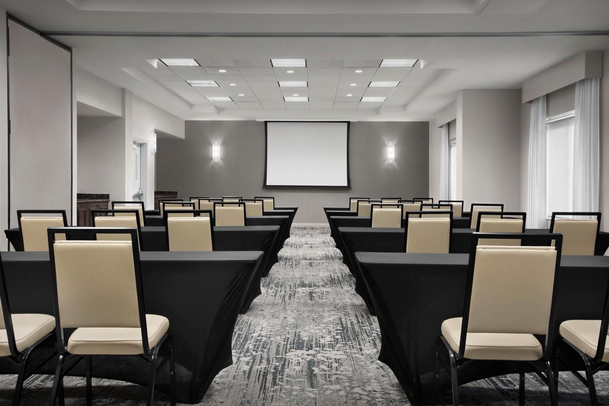 Hilton Garden Inn Denver Хайлендс-Ранч Экстерьер фото